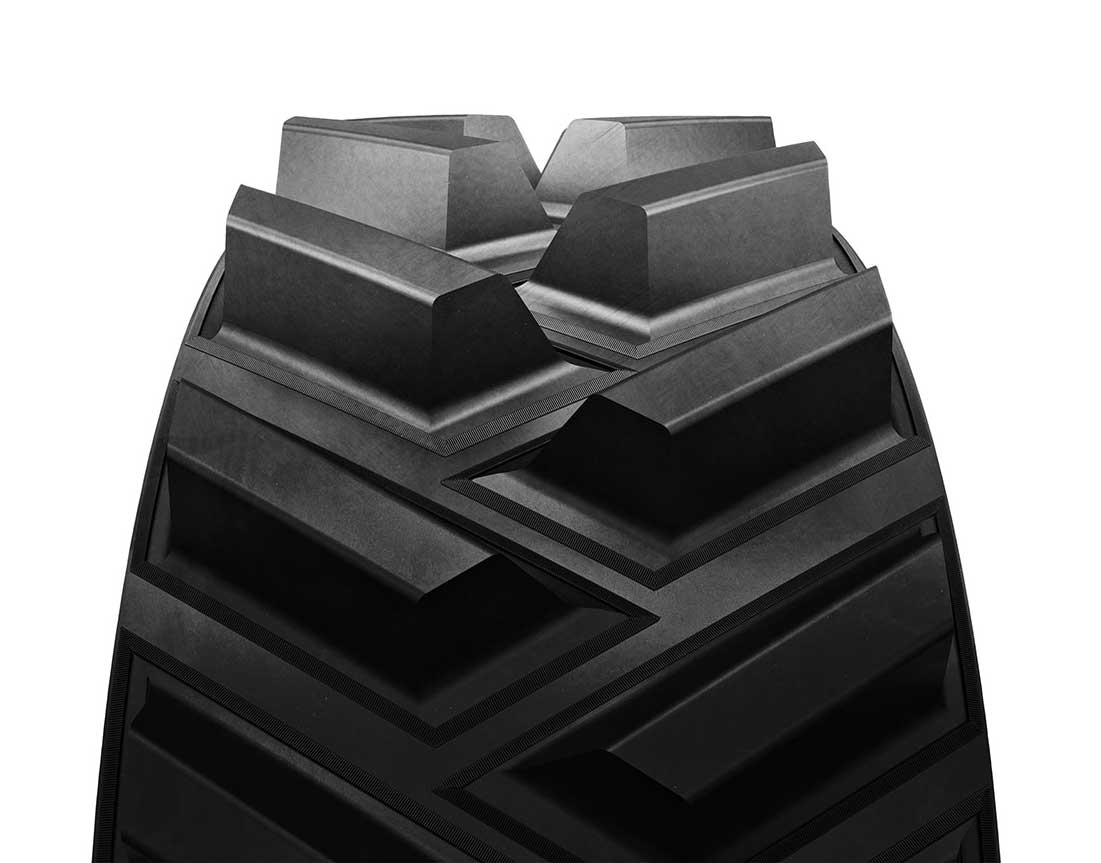 Camso High Traction Track